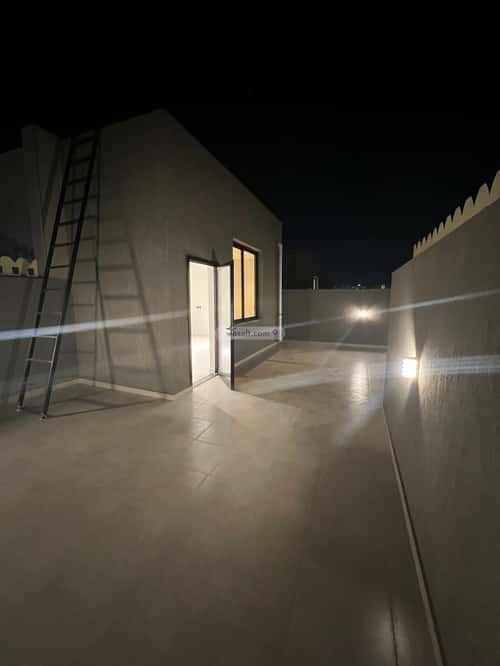 فيلا 7 غرف في أم الجود 5