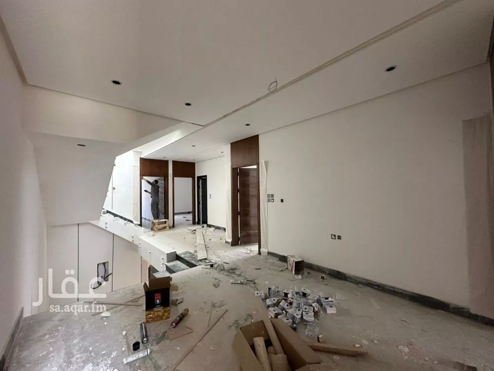 فيلا 7 غرف في اللؤلؤ 8