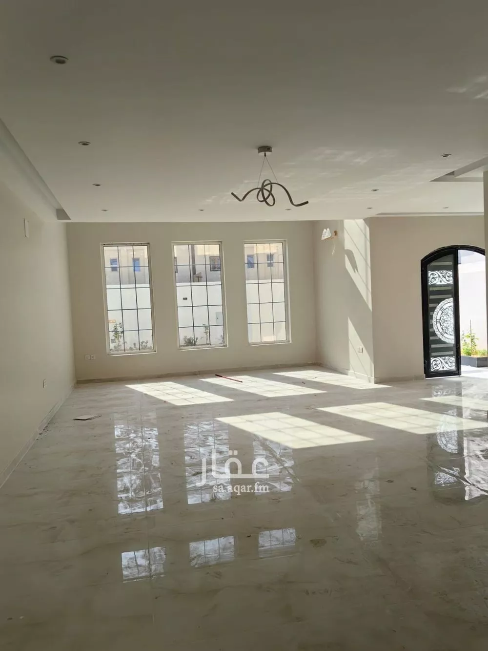 فيلا 5 غرف في اللؤلؤ 3