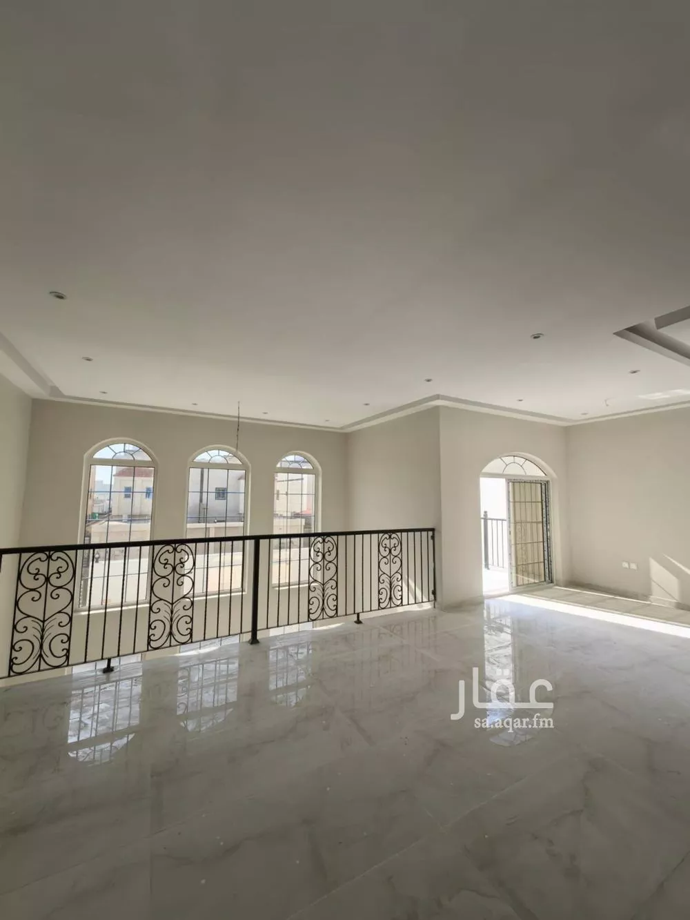 فيلا 5 غرف في اللؤلؤ 8