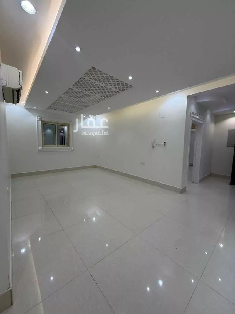 3 bedroom apartment in Al Rabwa 4