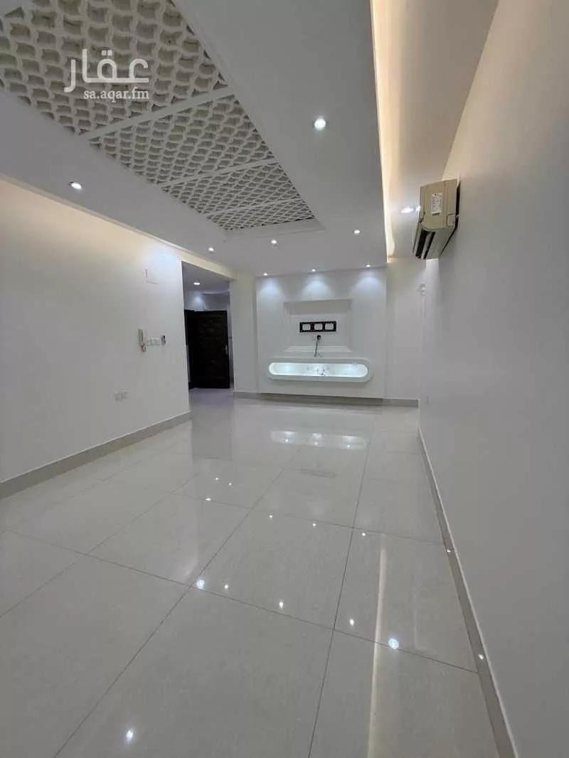 3 bedroom apartment in Al Rabwa 5