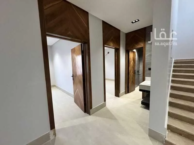 5 bedroom villa in Okaz 7