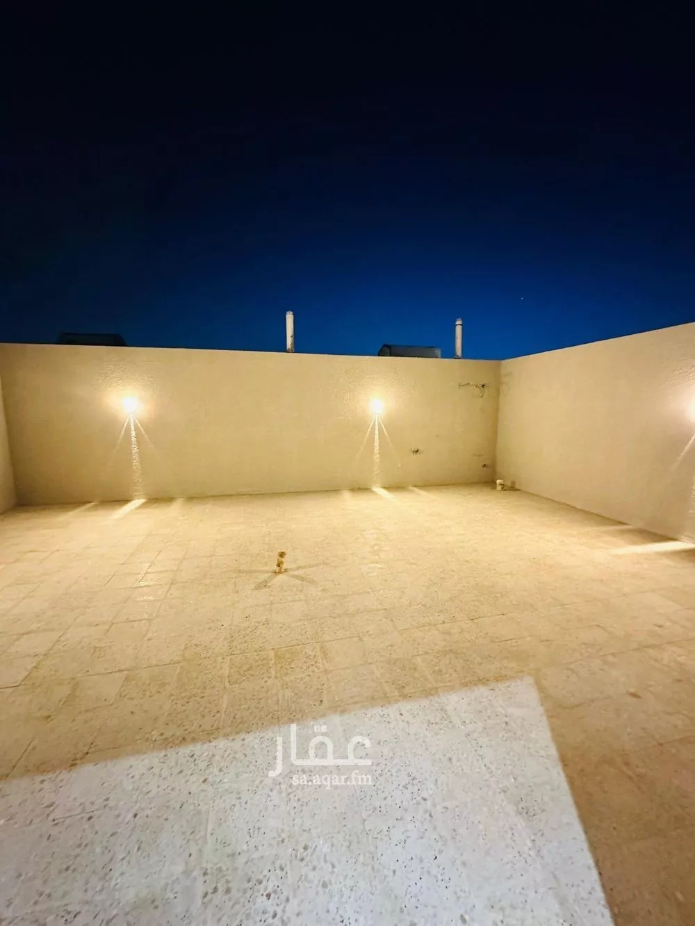 فيلا 6 غرف في الرمال 2