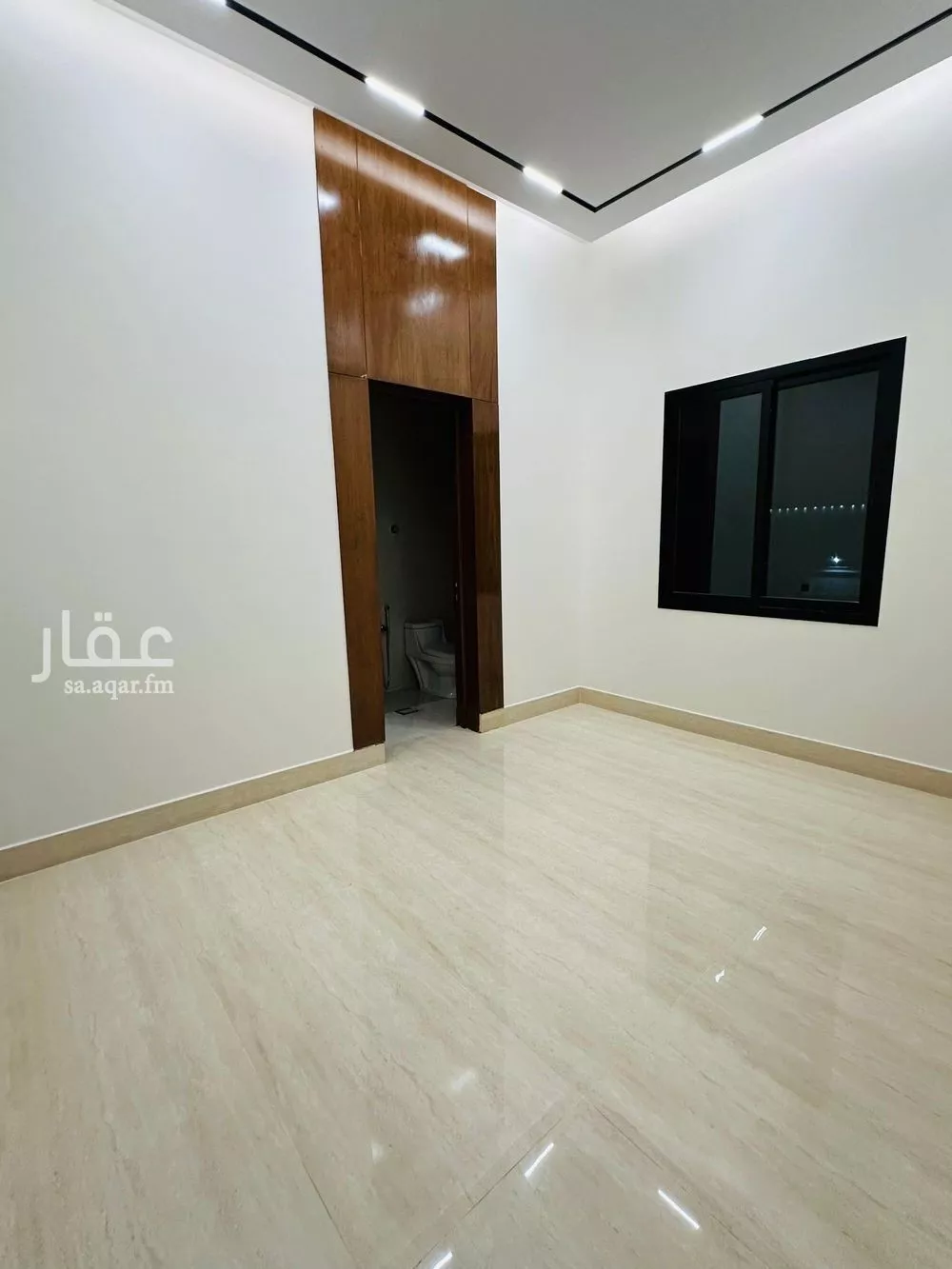 فيلا 6 غرف في الرمال 7