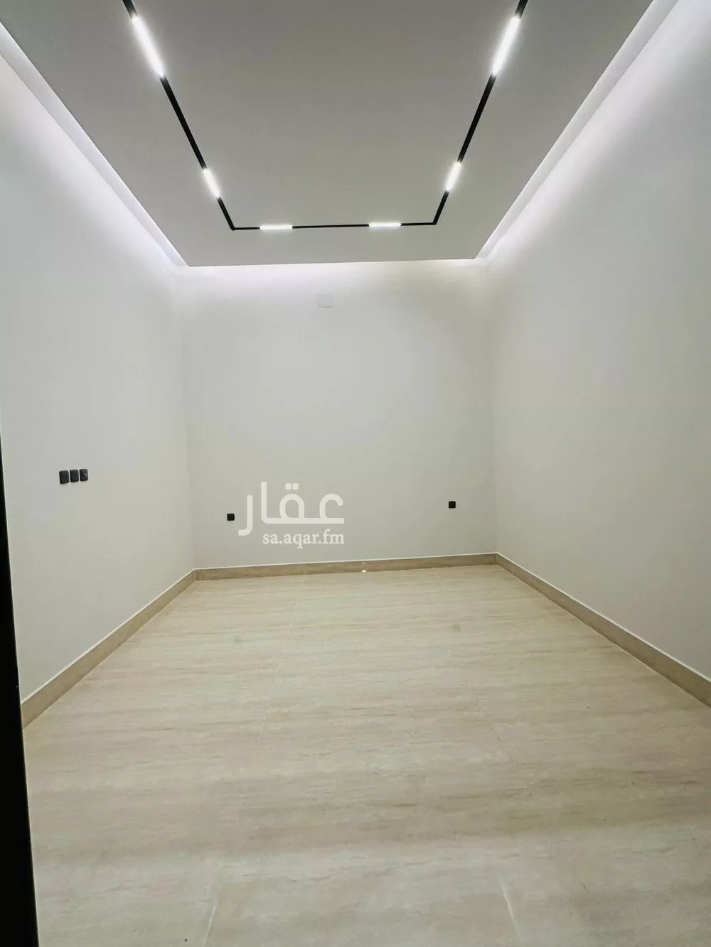 فيلا 6 غرف في الرمال 8