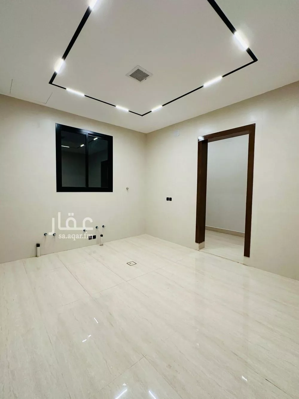 فيلا 6 غرف في الرمال 9