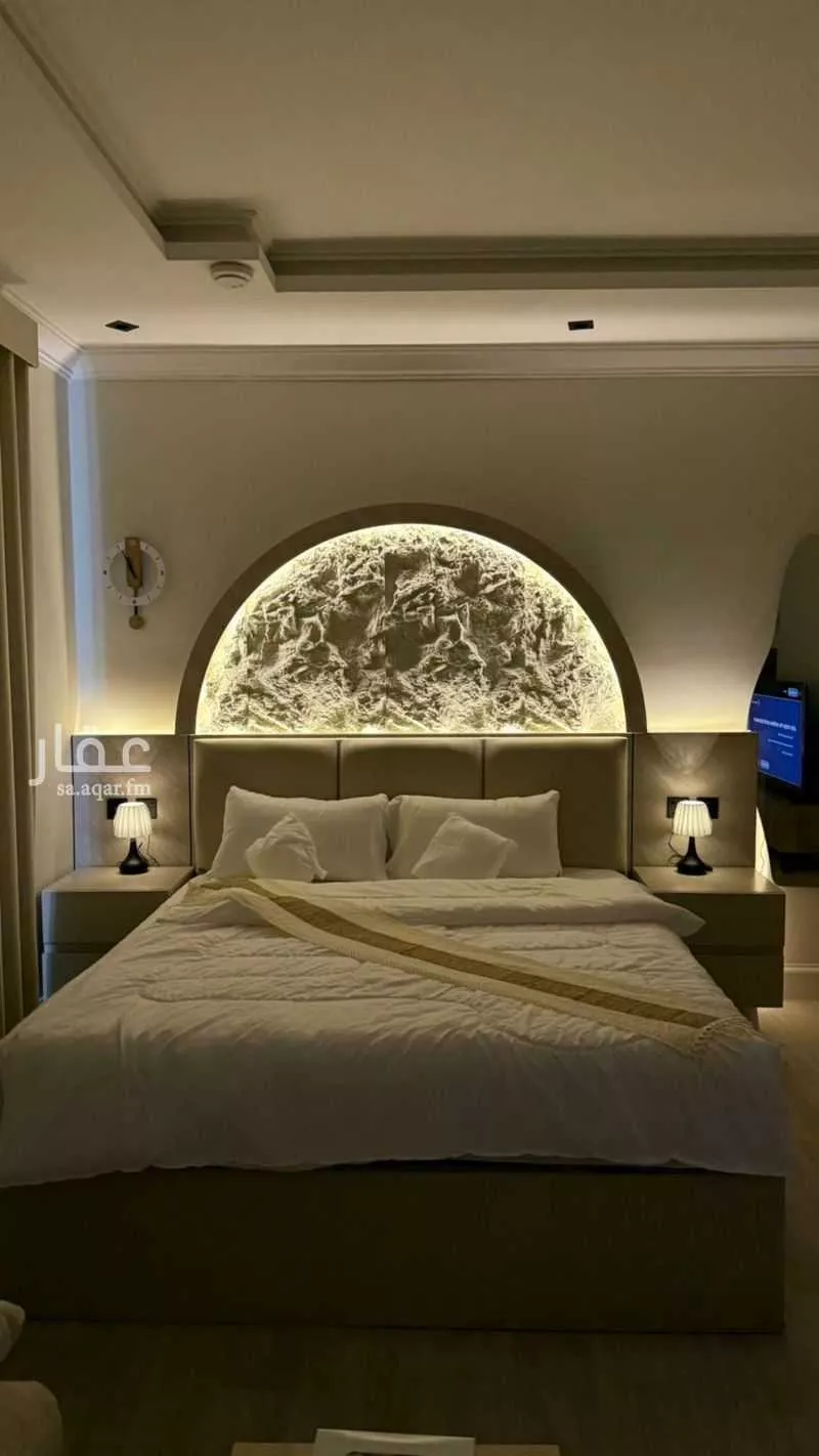 شقة 1 غرف في العقيق 8