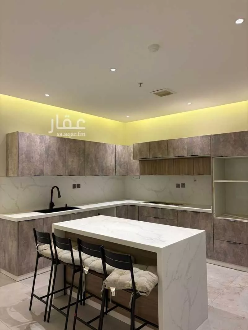 شقة 3 غرف في القادسية 7