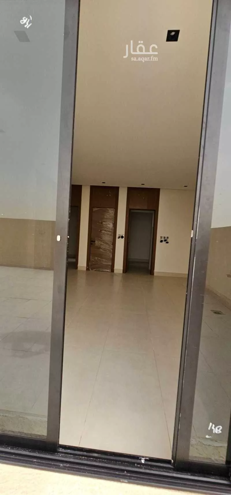 فيلا 5 غرف في العارض 6