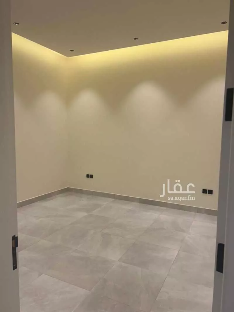 3 bedroom apartment in Al Wurud 6