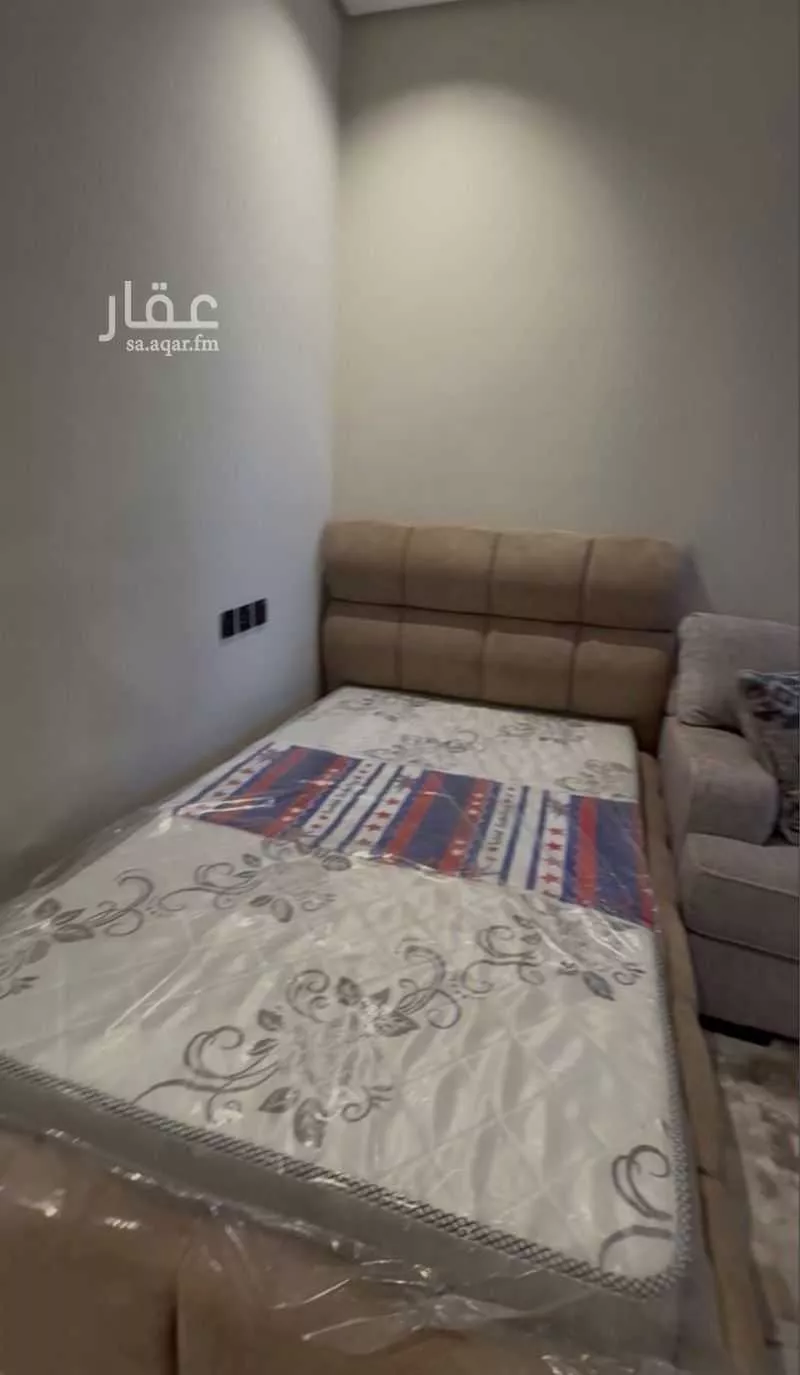 شقة 1 غرف في الخور 7