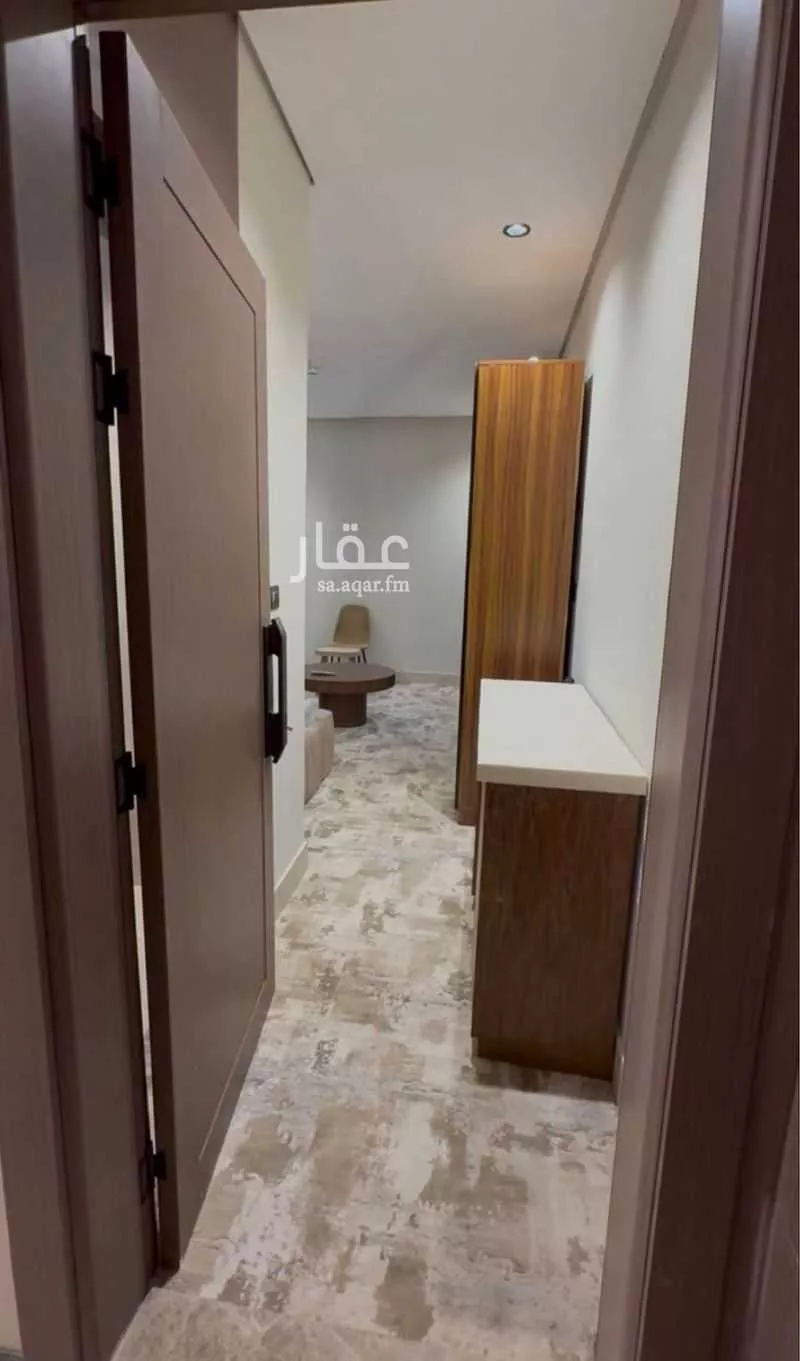 شقة 1 غرف في الخور 9