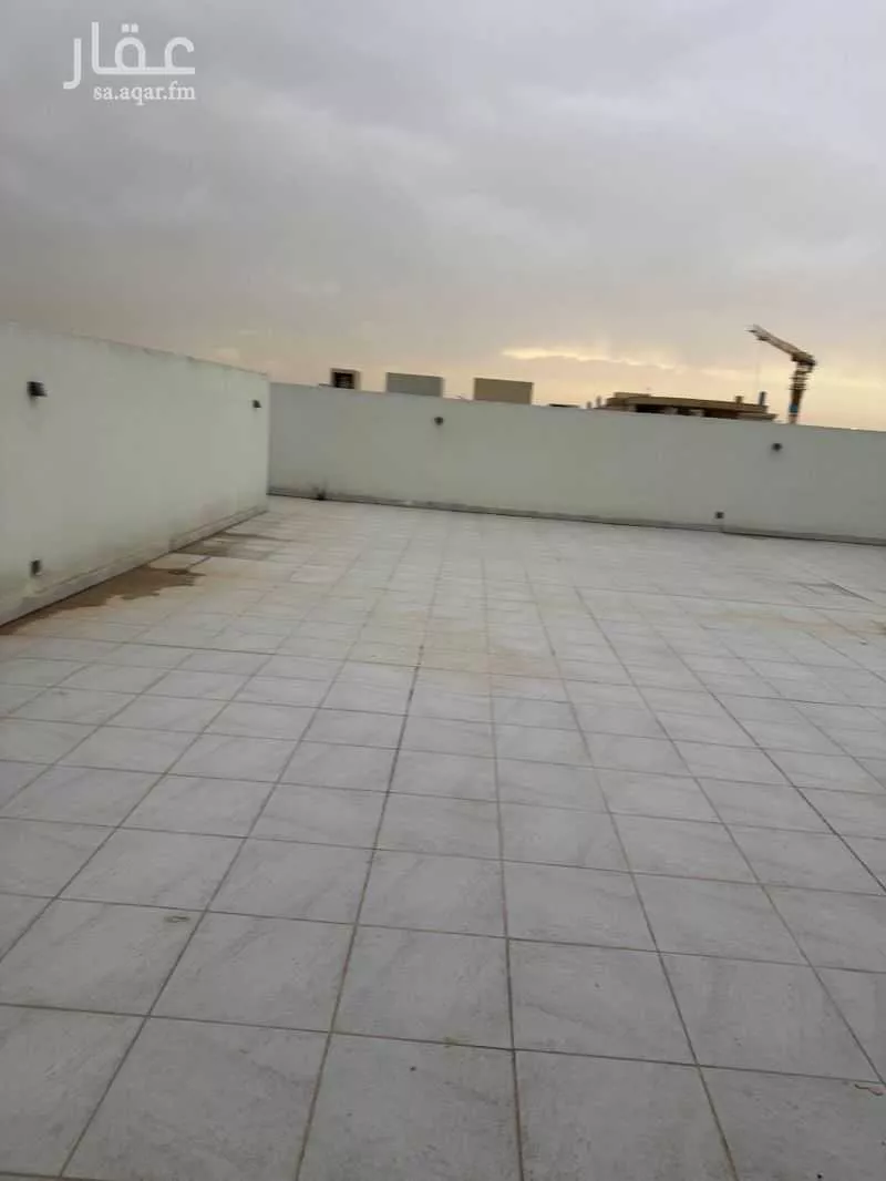 شقة 3 غرف في الملقا 7