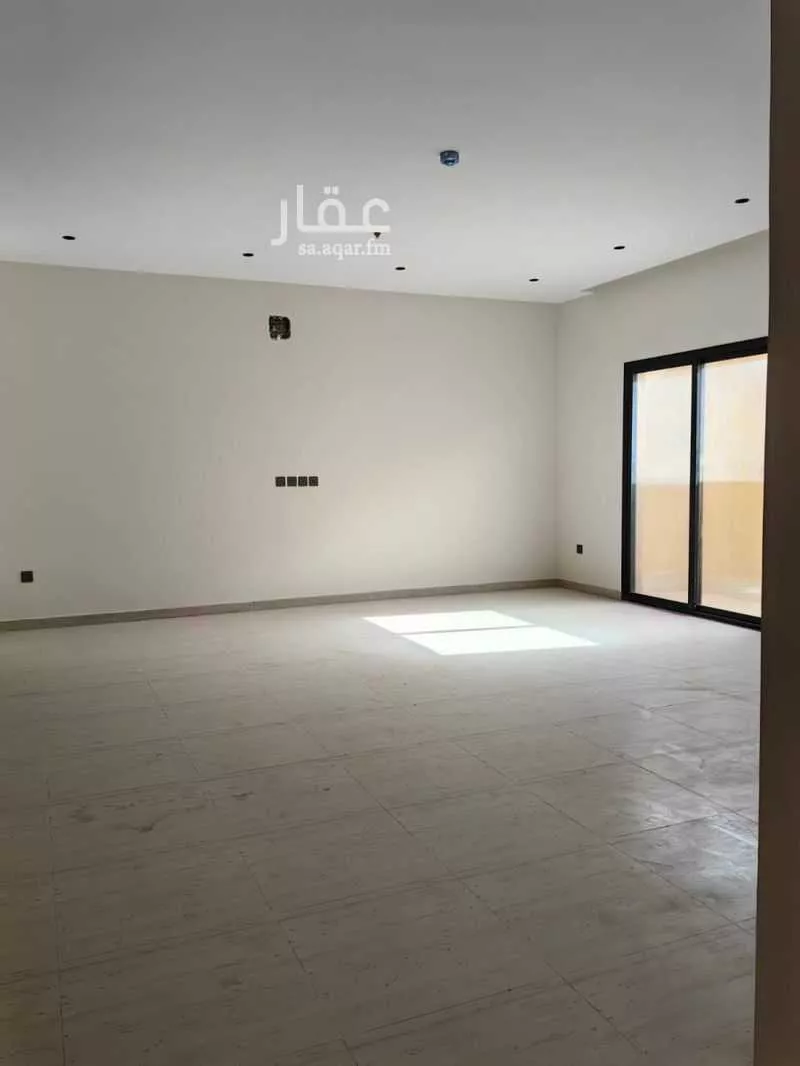 شقة 2 غرف في عرقة 6