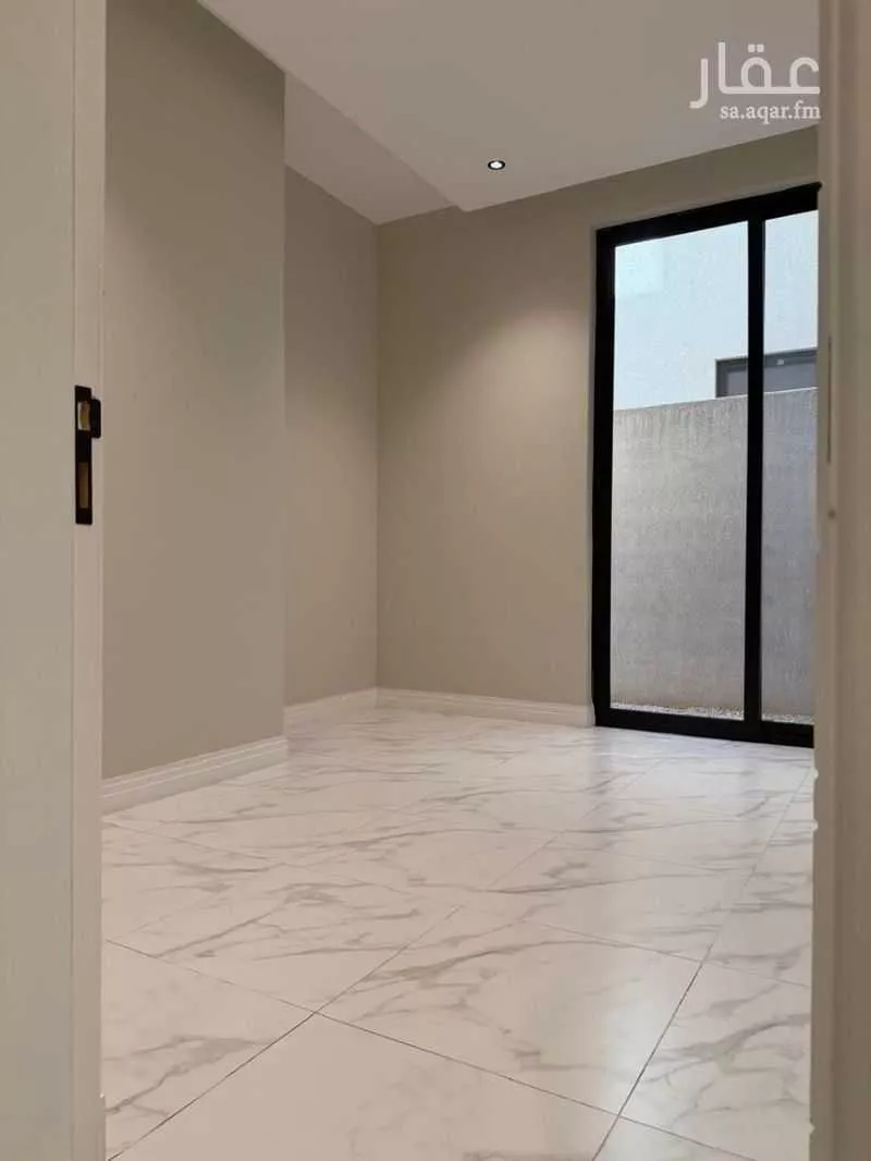 3 bedroom apartment in Al Malqa 3