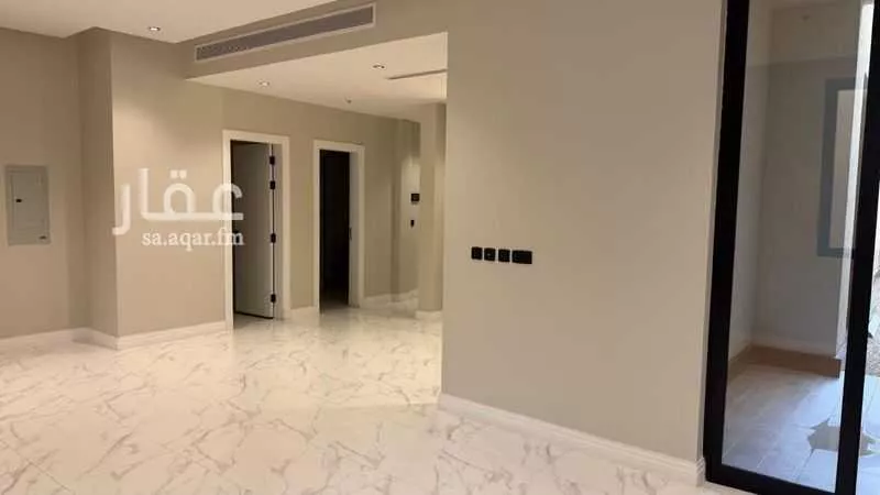 3 bedroom apartment in Al Malqa 5
