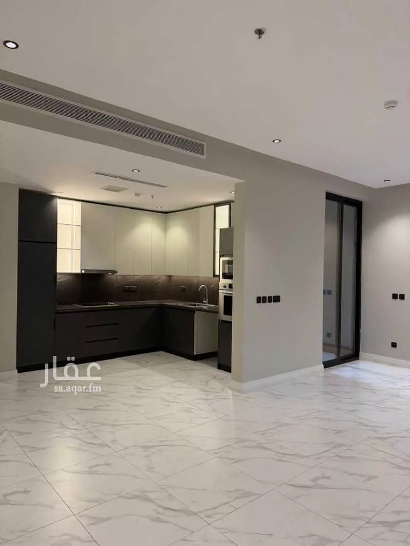 3 bedroom apartment in Al Malqa 6