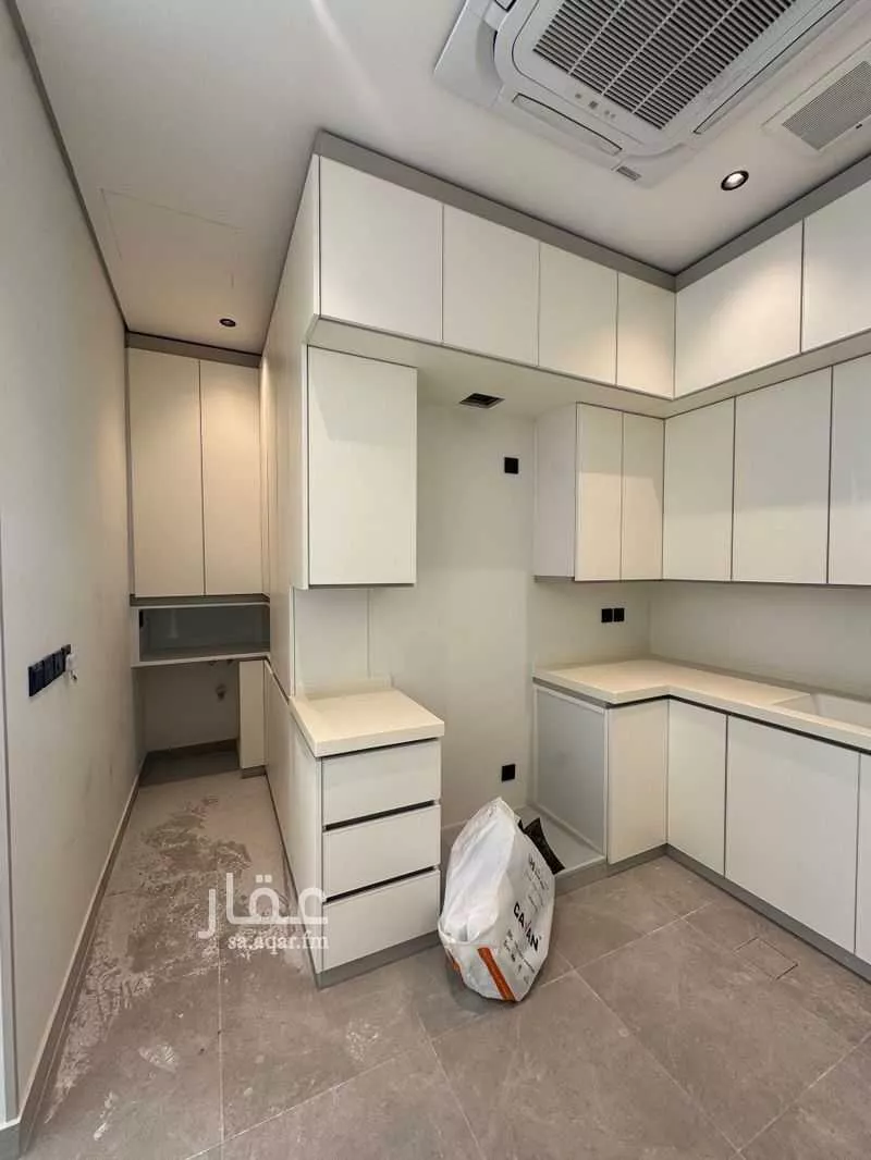 3 bedroom apartment in Al Aqiq 3