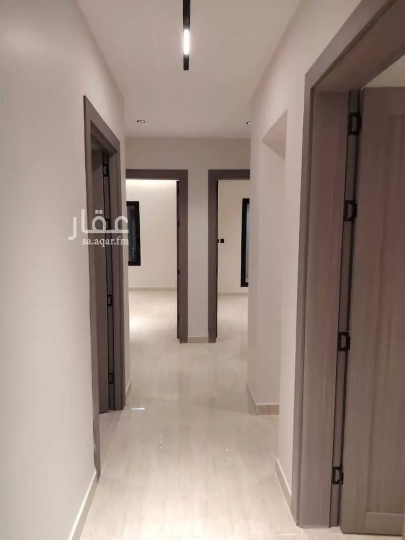 شقة 5 غرف في الحمرا 13