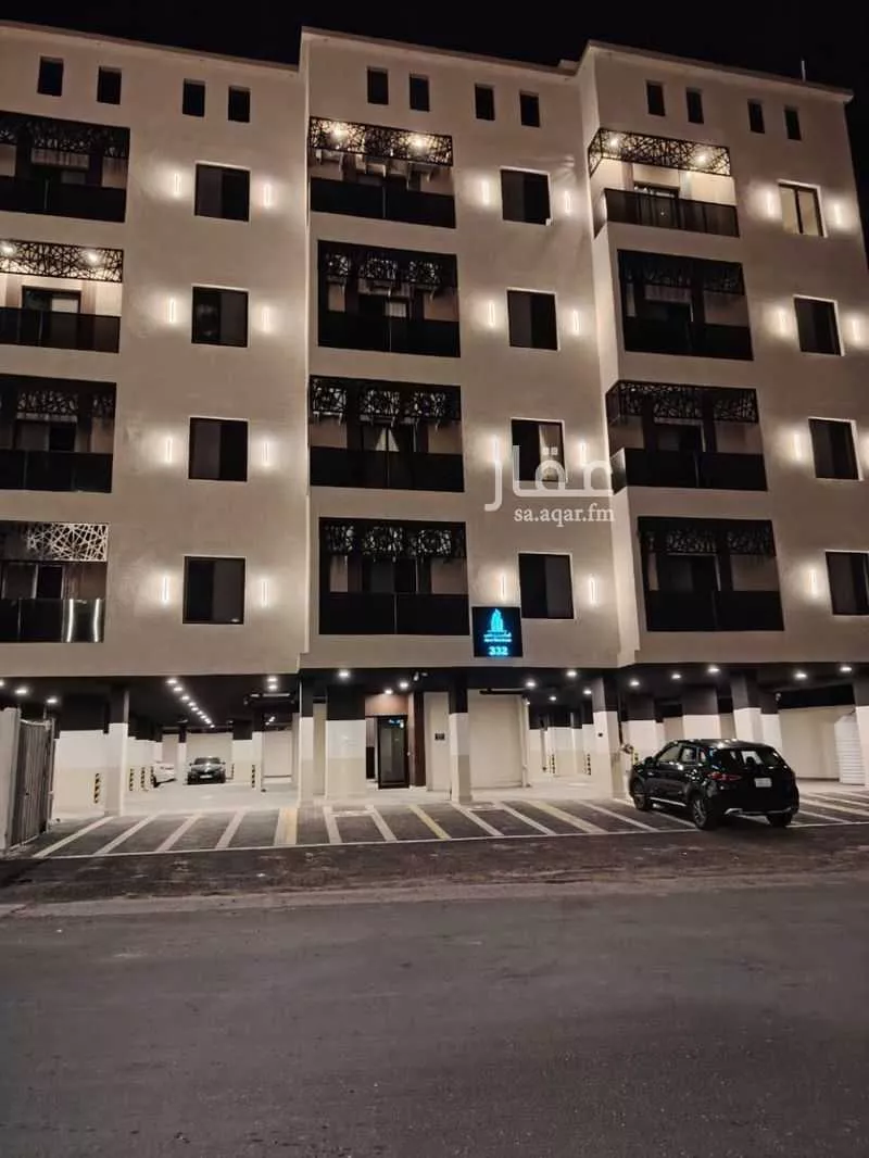 شقة 5 غرف في الحمرا 3