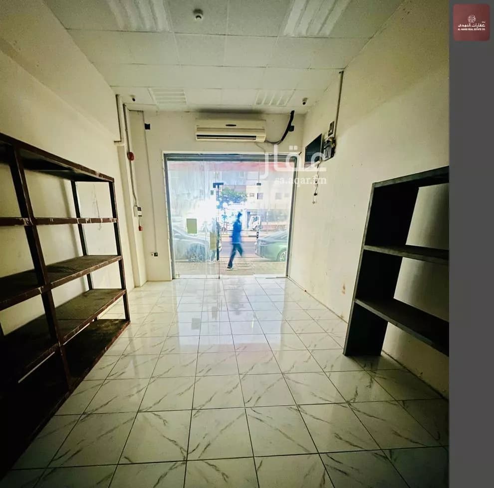 محل 906 م² في الخبر الجنوبية 4
