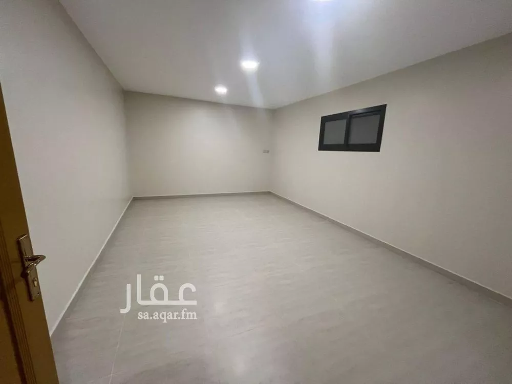 4 bedroom apartment in Al Zahrah 6