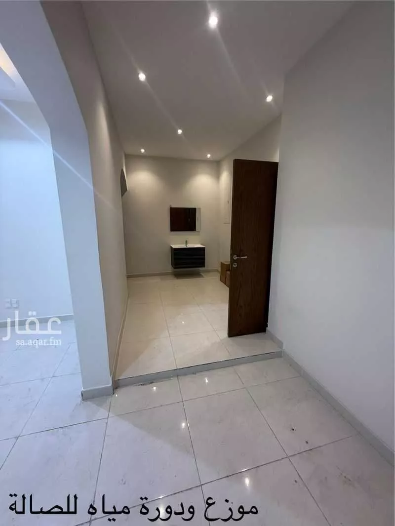 3 bedroom floor in Dana Al Shamaliah 6