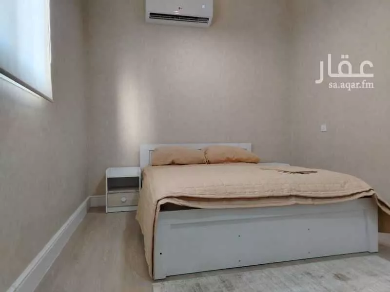 شقة 1 غرف في العقيق 8