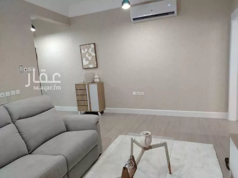 شقة 1 غرف في العقيق 10