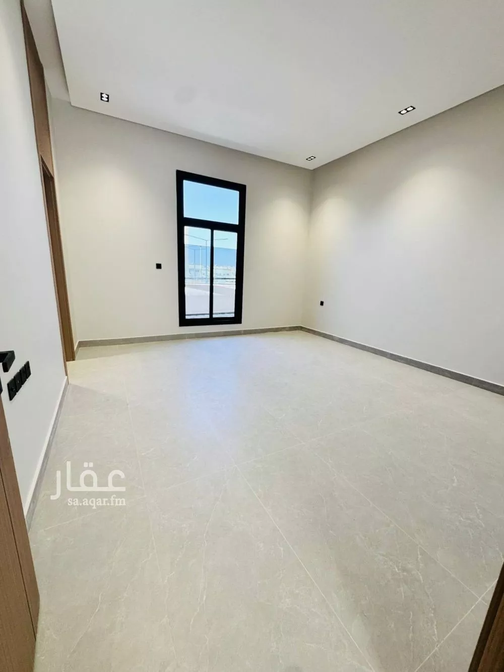 دور 4 غرف في الملك فيصل 14