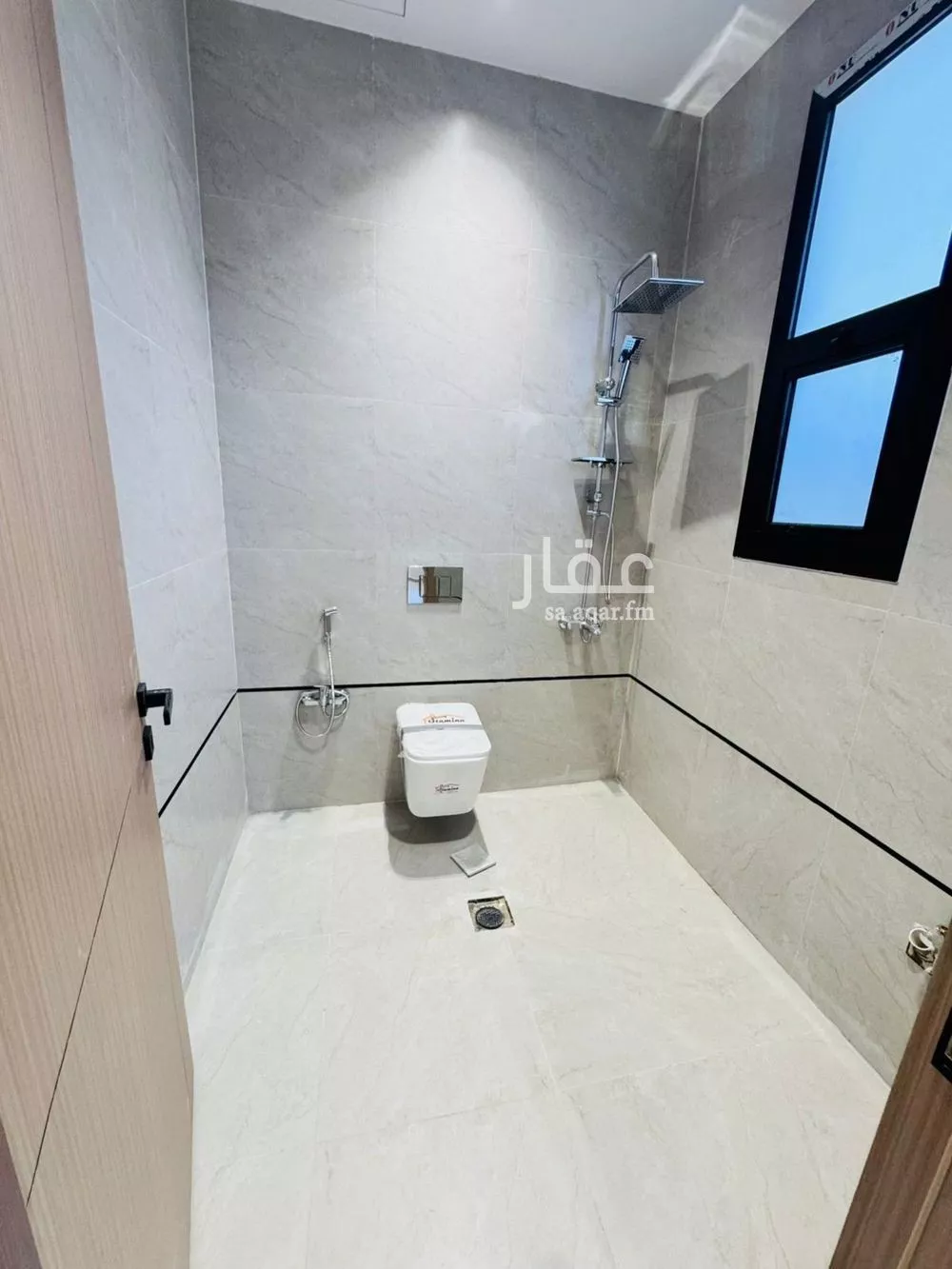 دور 4 غرف في الملك فيصل 15