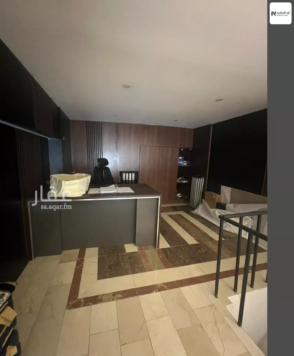 محل 117 م² في قرطبة 8