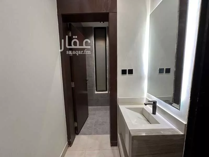 4 bedroom floor in Al Munsiyah 5