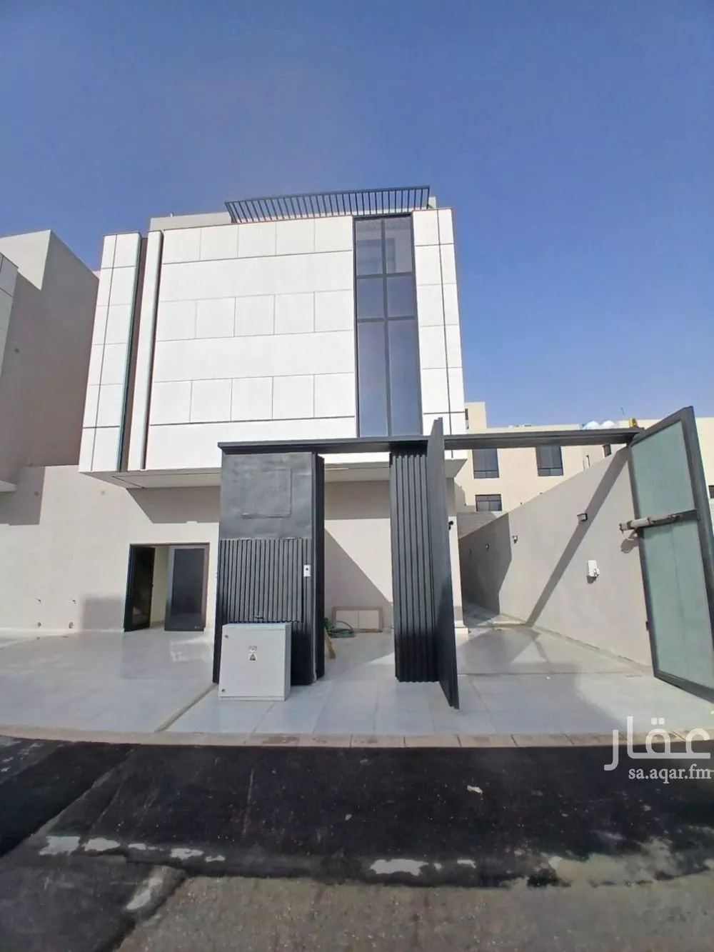 3 bedroom floor in Al Rimal 7