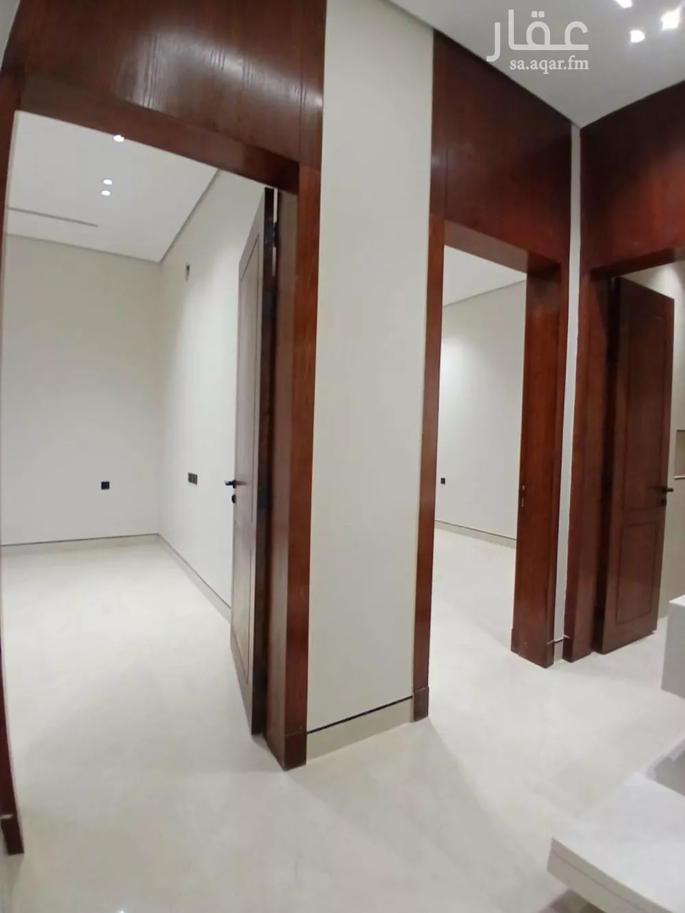 3 bedroom floor in Al Janadriyah 1