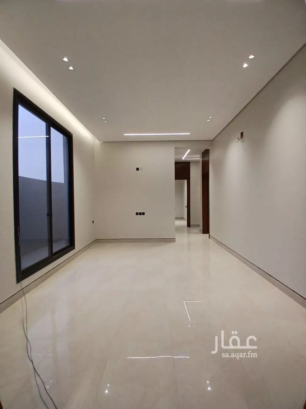 3 bedroom floor in Al Janadriyah 6