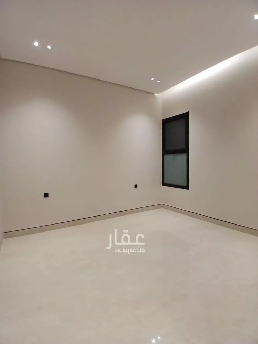 3 bedroom floor in Al Janadriyah 8