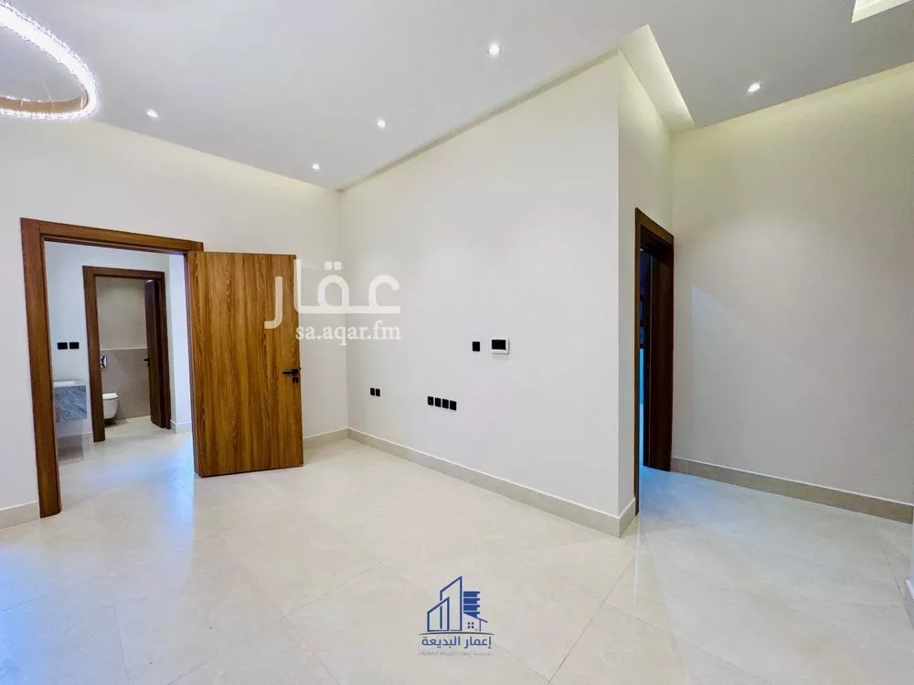 دور 5 غرف في العريجاء الغربية 12