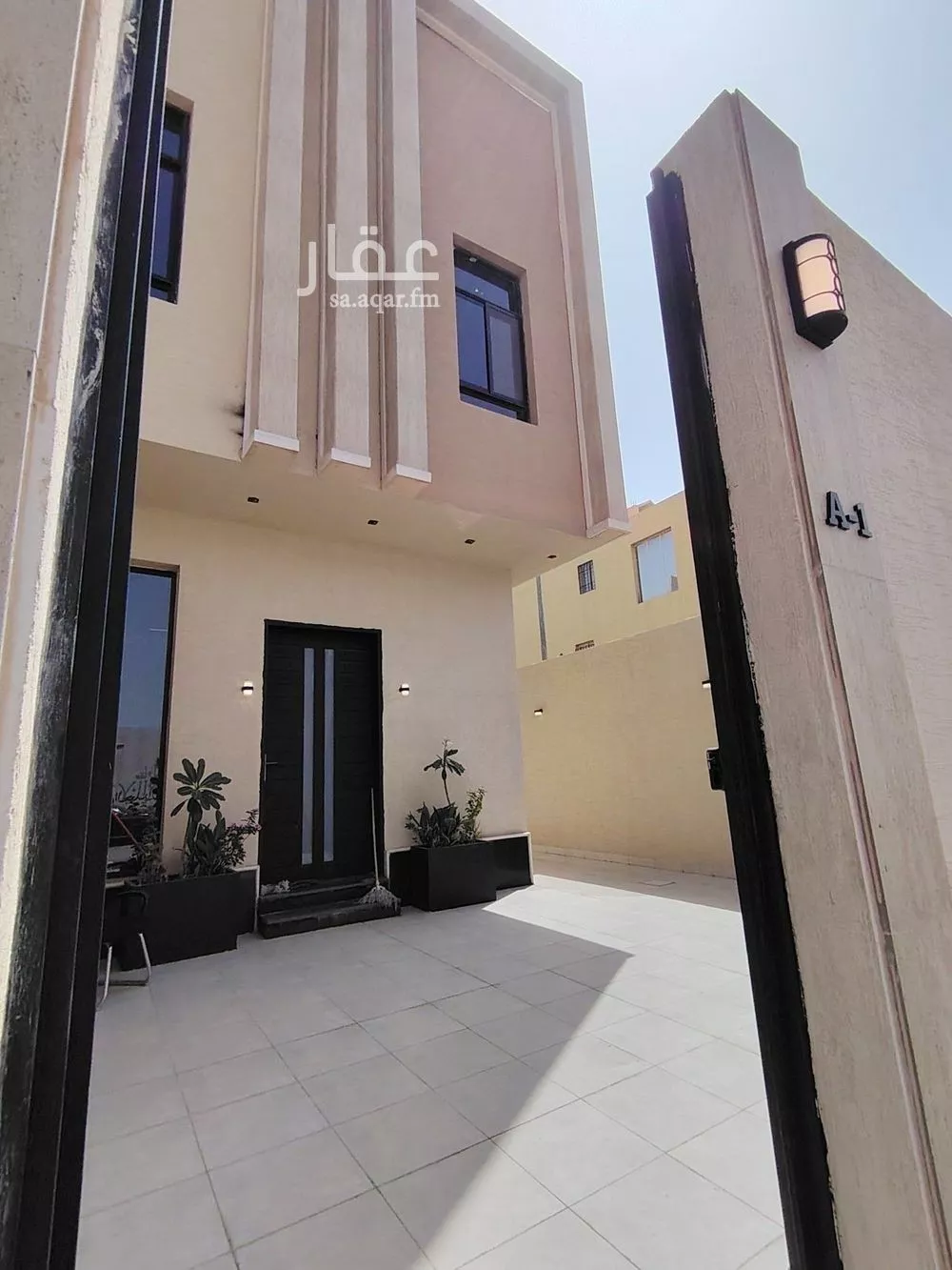 5 bedroom floor in Al Munsiyah 1