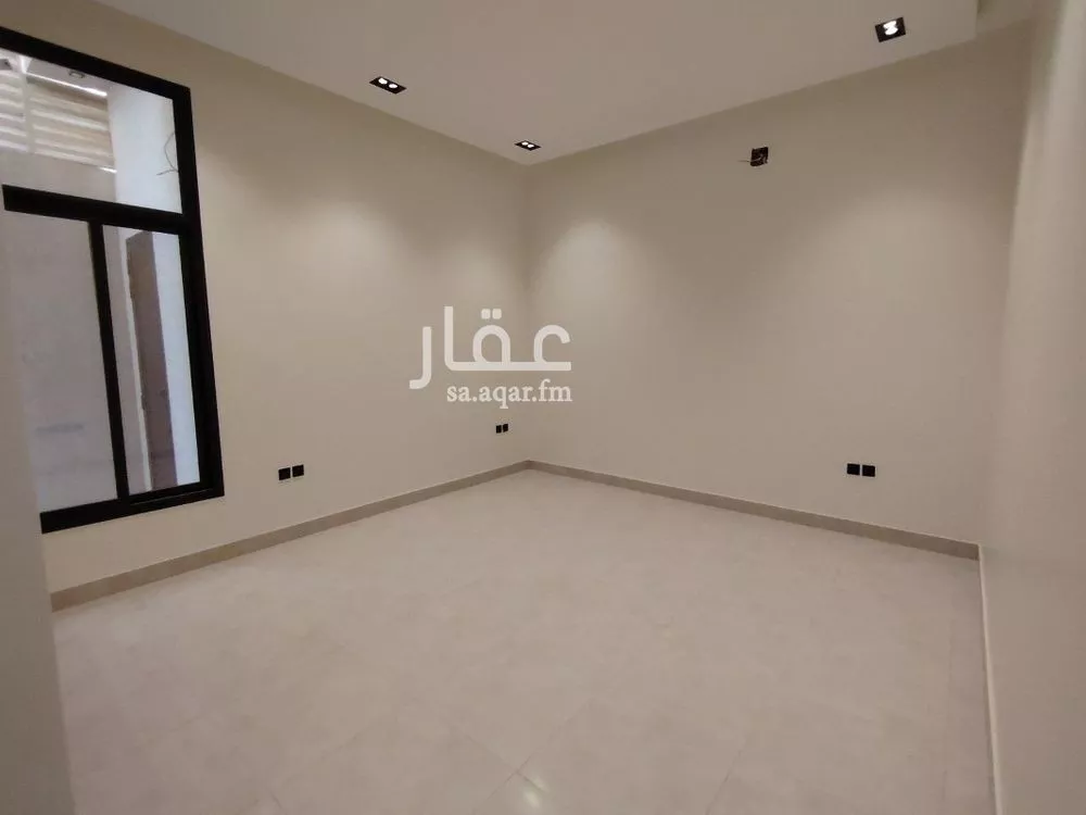 5 bedroom floor in Al Munsiyah 5