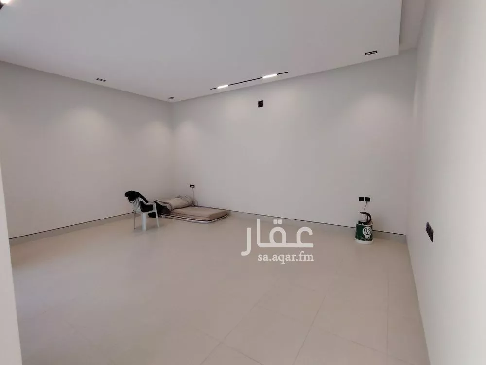 5 bedroom floor in Al Munsiyah 9
