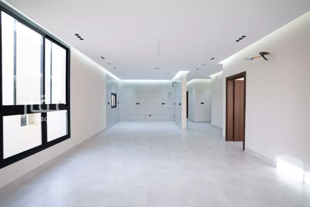 5 bedroom floor in Al Salamah 10