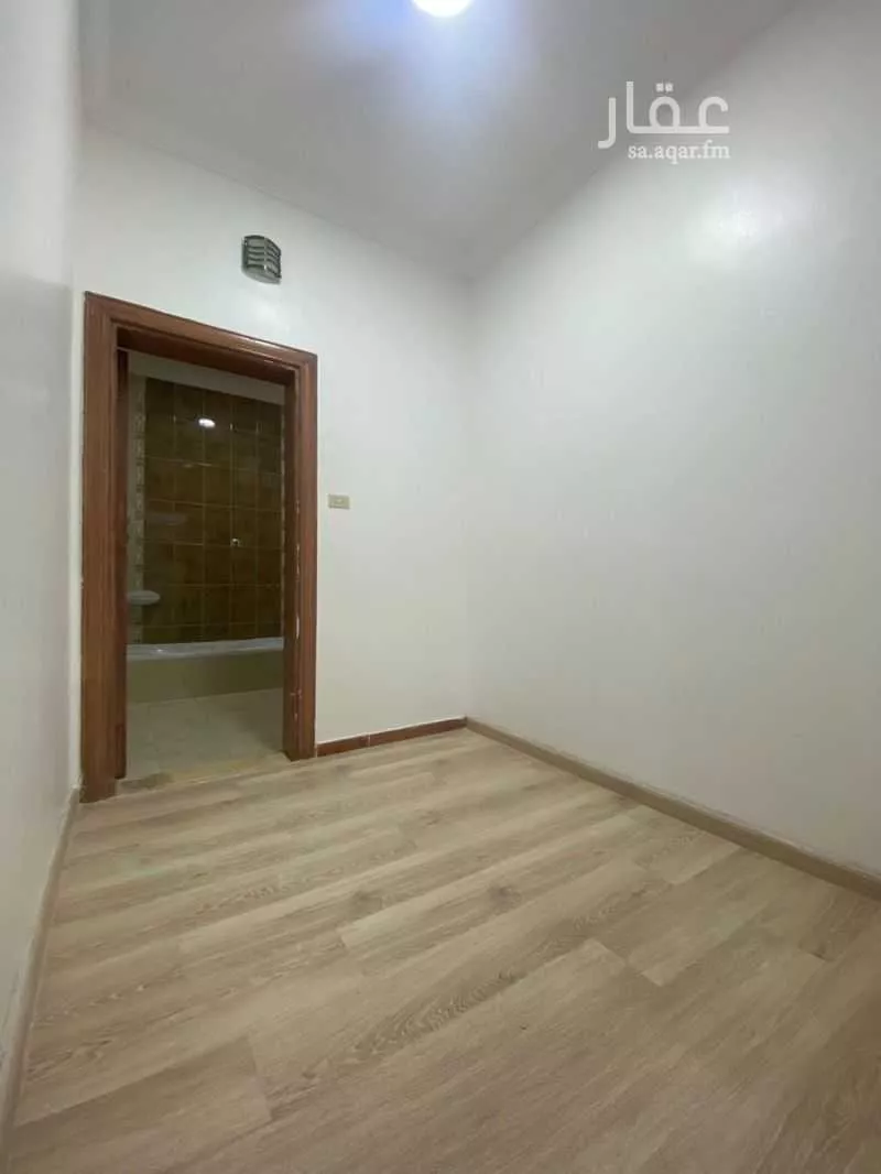 شقة 4 غرف في السلامة 12