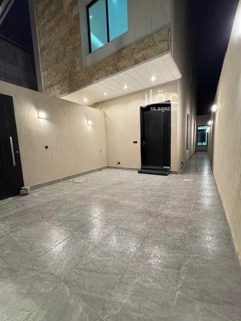 3 bedroom floor in Al Janadriyah 1