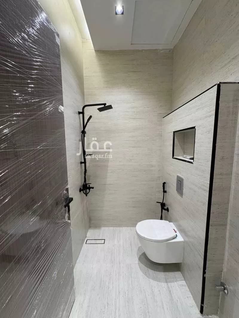 3 bedroom floor in Al Janadriyah 12