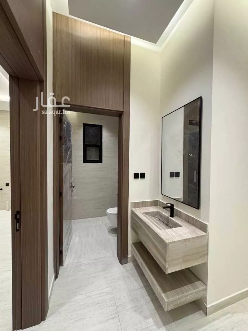 3 bedroom floor in Al Janadriyah 7