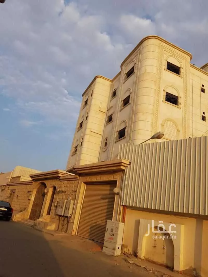 602 sqm building in Umm Al Silm 8