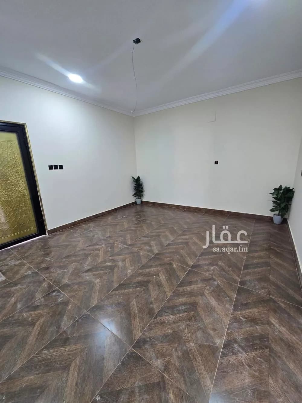 8 bedroom villa in Dahiat King Fahd 15