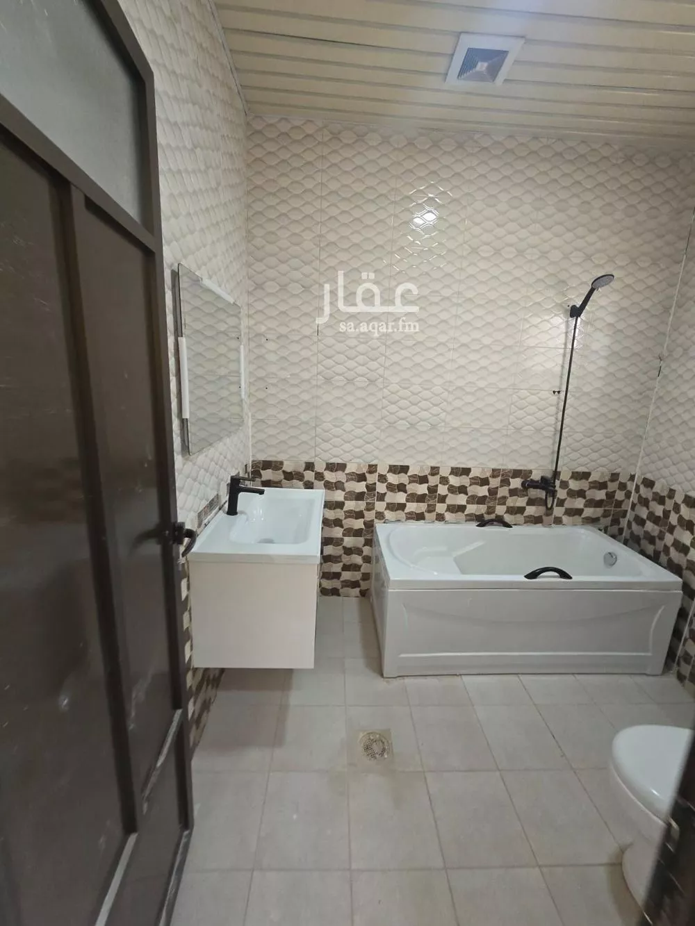 8 bedroom villa in Dahiat King Fahd 21